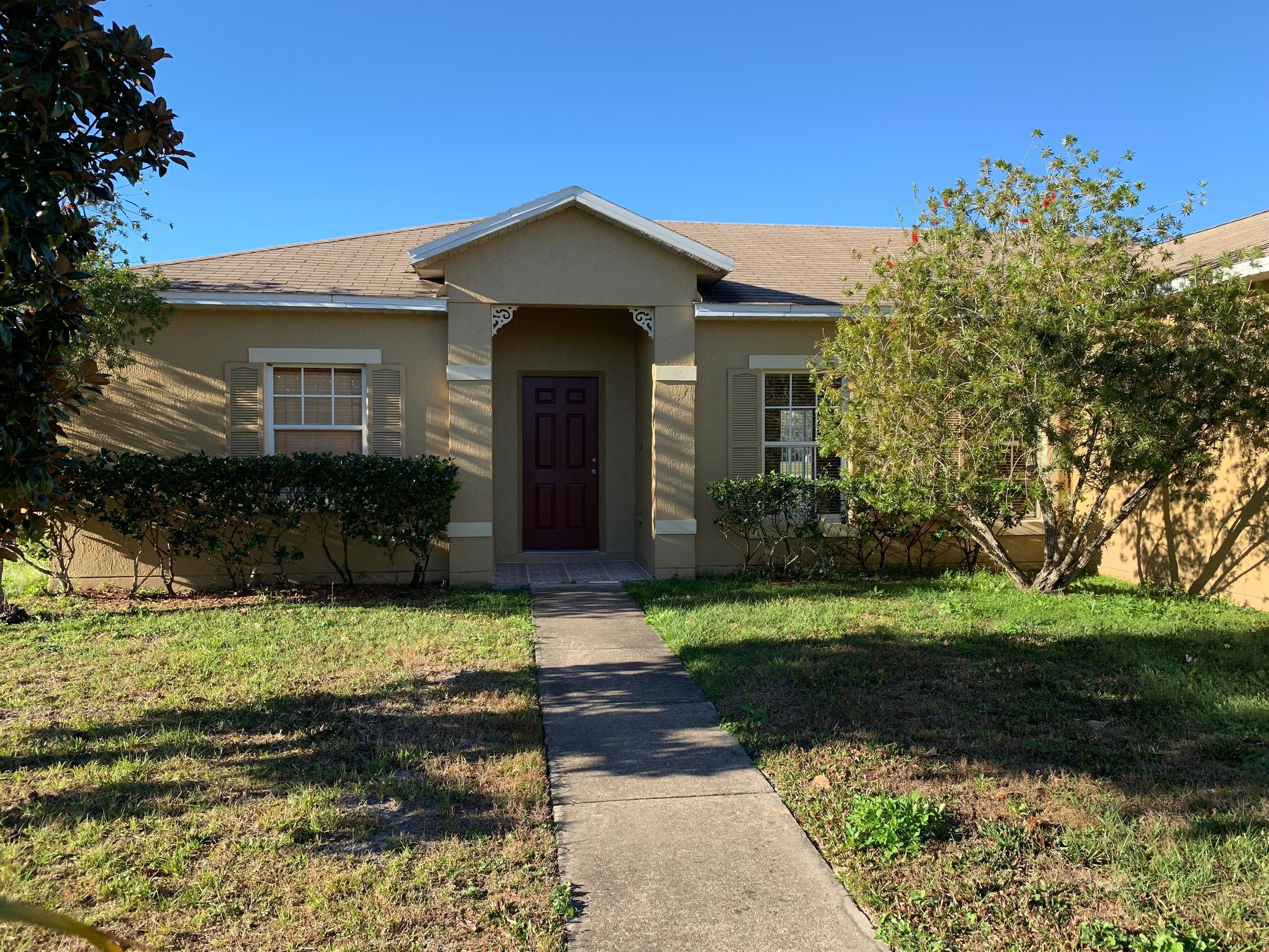 107 Carlisle Ct